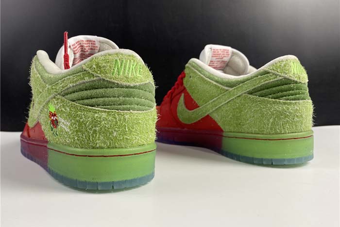 Dunk SB Nike SB Dunk Low “Strawberry Cough CW7093-601