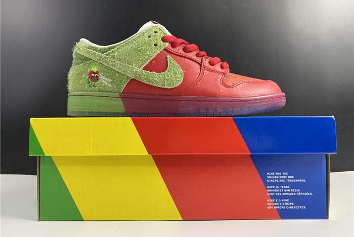 Dunk SB Nike SB Dunk Low “Strawberry Cough CW7093-601