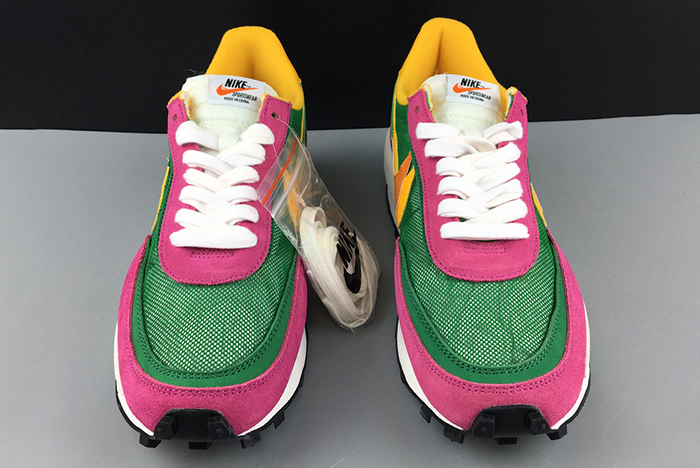 NIKE LD WAFFLE SACAI pink  MULTI - BV0073-301