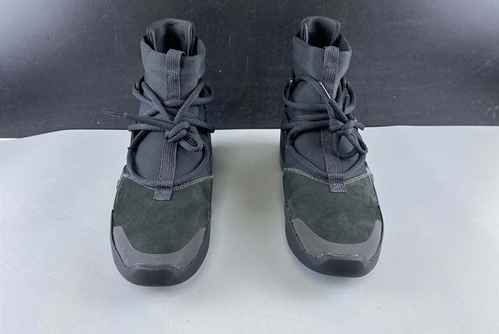 NIKE CONFIRMS AIR FEAR OF GOD 1 “TRIPLE BLACK” AR4237-005