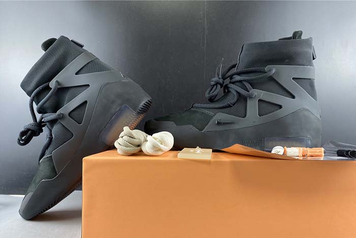 NIKE CONFIRMS AIR FEAR OF GOD 1 “TRIPLE BLACK” AR4237-005