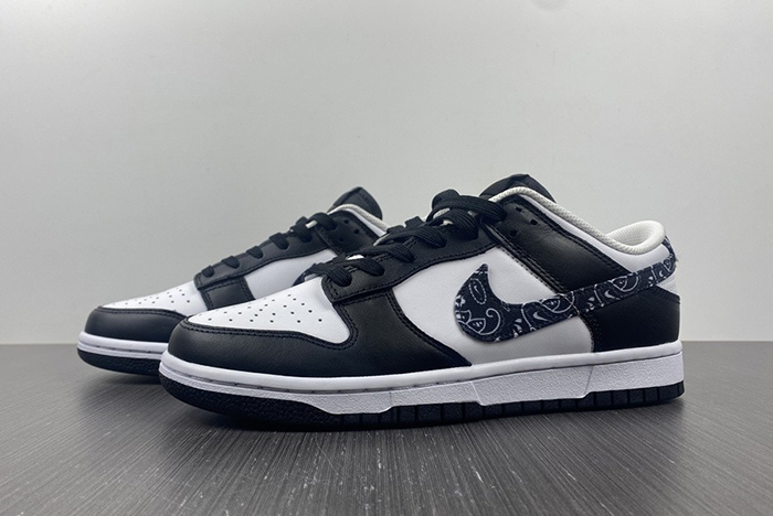 Nike Dunk Low WMNS “Black Paisley” DH4401-100