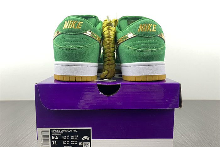 Nike SB Dunk Low " St. Patrick