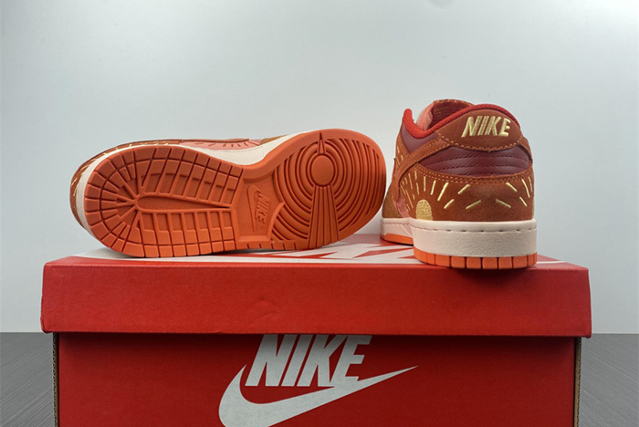 NIKE DUNK LOW NH