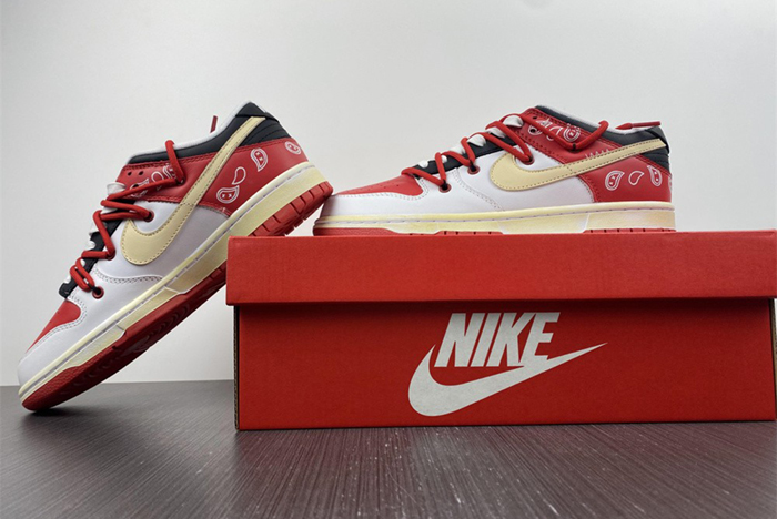 Nike SB Dunk Low