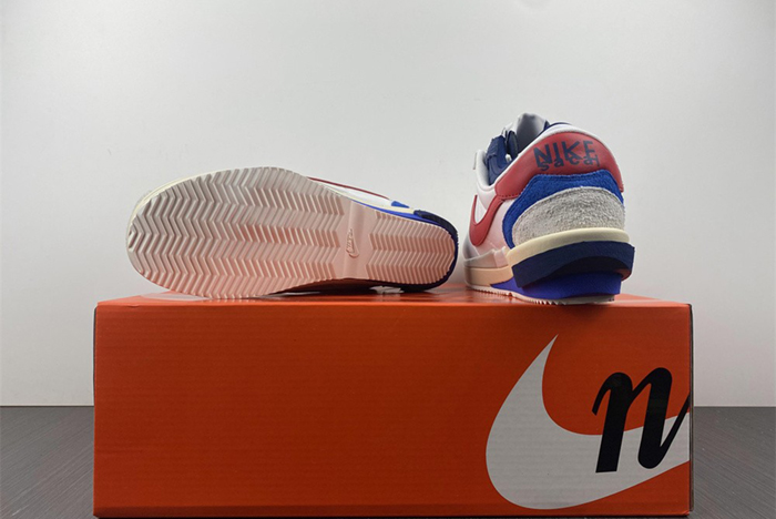 Sacai x Nk Zoom Cortez 4.0  DQ0581-100