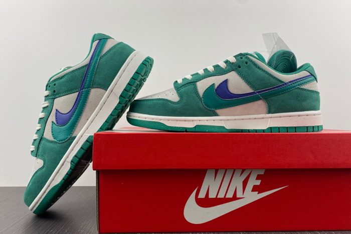 Nike Dunk Low SE 85 Neptune Green  DO9457-101
