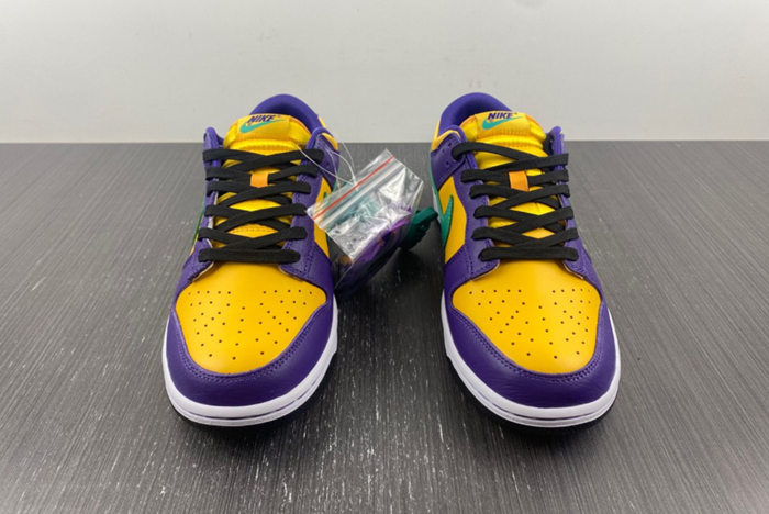 Nike Dunk Low LX Lisa Leslie  DO9581-500