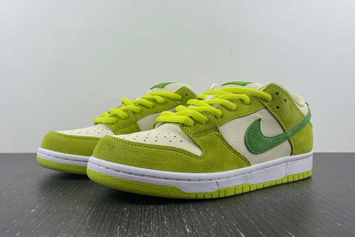 Nike SB Dunk Low Green Apple DM0807-300
