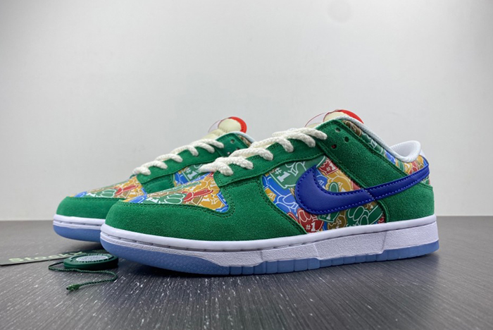 NIKE DUNK LOW ''FOAM FINGER'' DZ5184-300