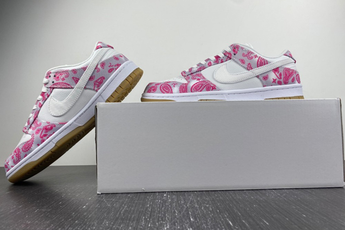 Nike SB Dunk Low Retro SP Pink CT5053-061
