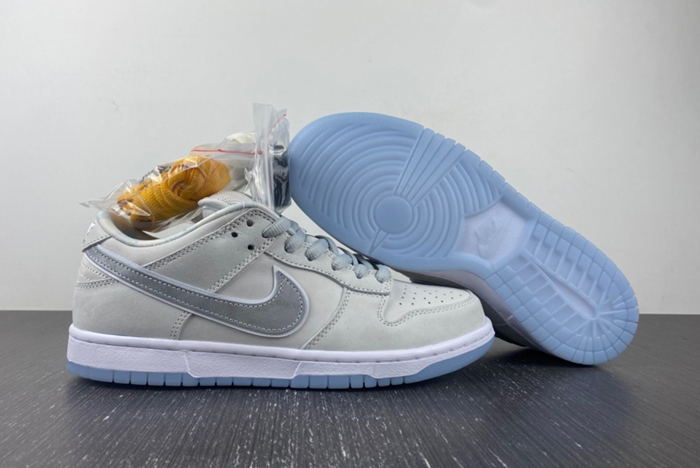 Nike SB Dunk Low White Lobster FD8776-100
