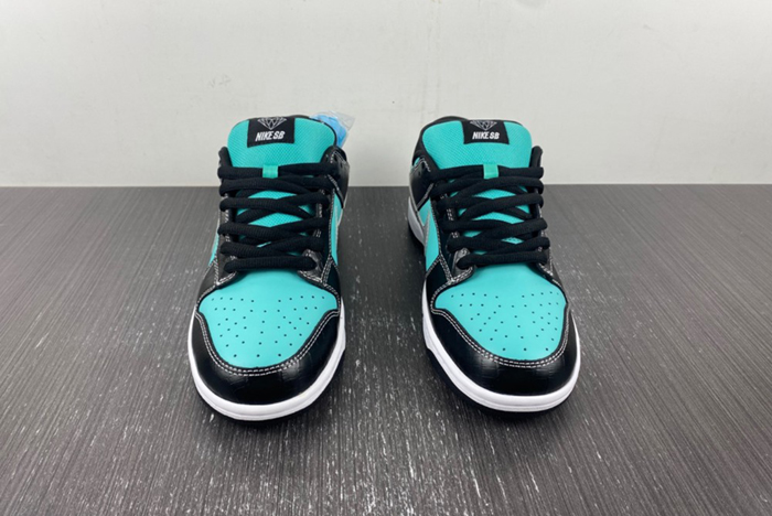 nike sb dunk low diamond S*pply co. aqua blue 304292-402
