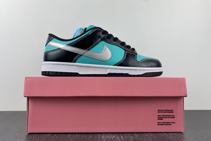 nike sb dunk low diamond S*pply co. aqua blue 304292-402