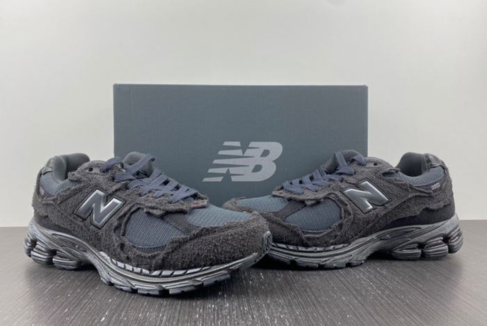 new balance NB M2002RDB