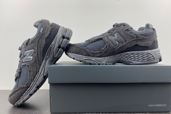 new balance NB M2002RDB