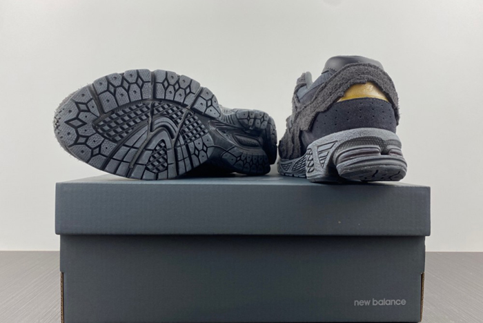 new balance NB M2002RDB