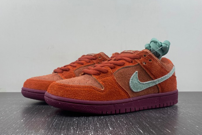 Nike SB Dunk Low ''Mystic Red and Rosewood'' DV5429-601