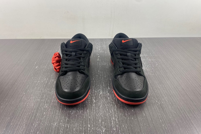 Nike SB Dunk Low Black Pigeon Men