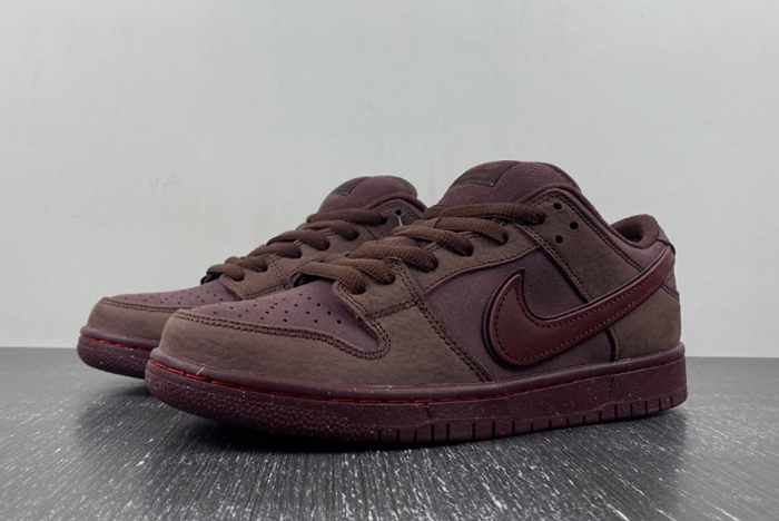 Dunk Low Premium SB ''City of Love''  FN0619-600