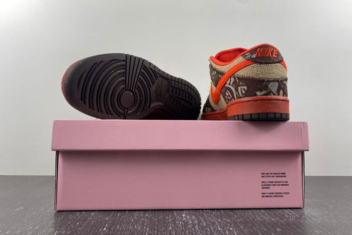 Dunk Low Pro SB 