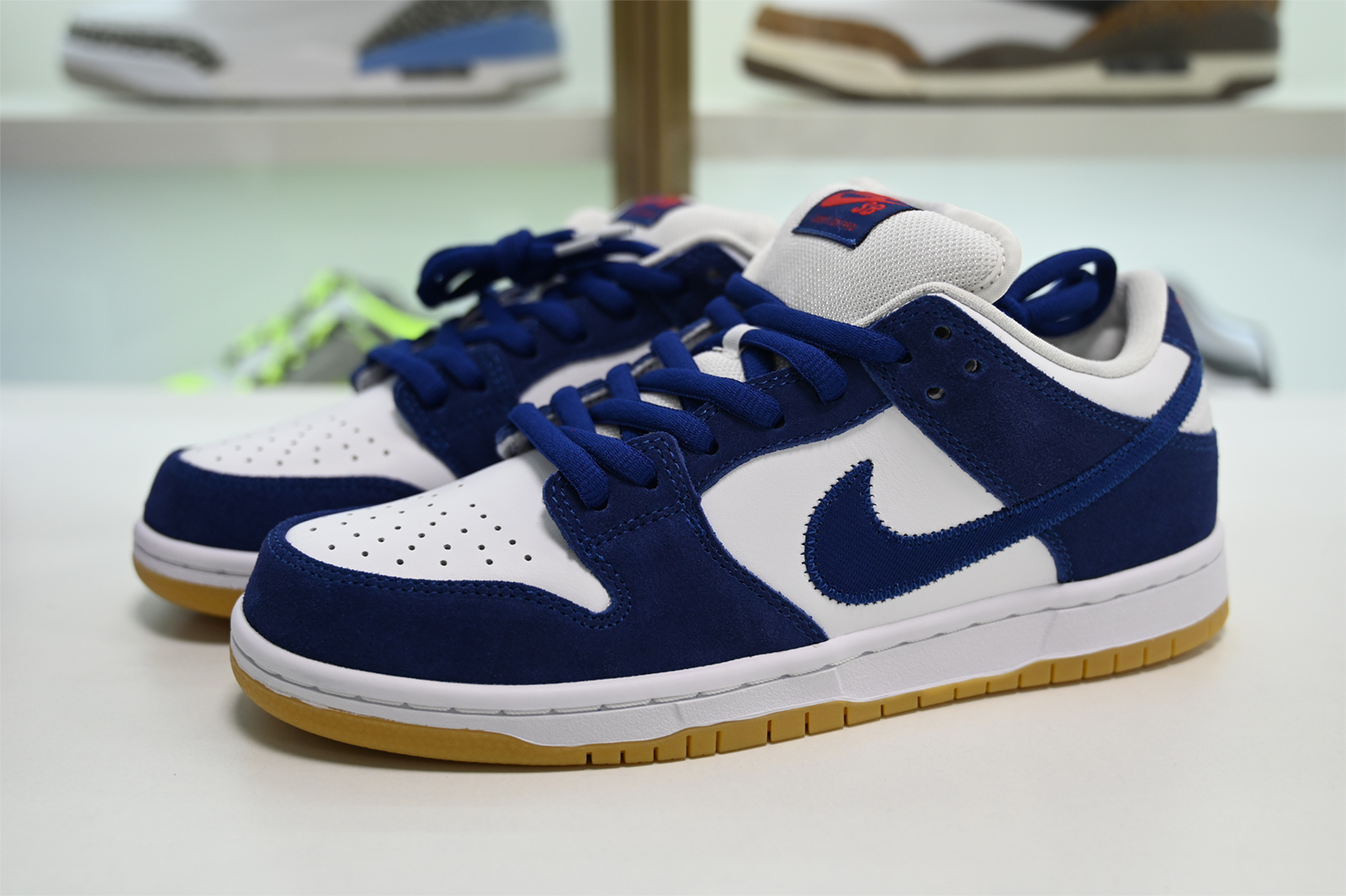 Nike SB Dunk Low Los Angeles Dodgers DO9395-400