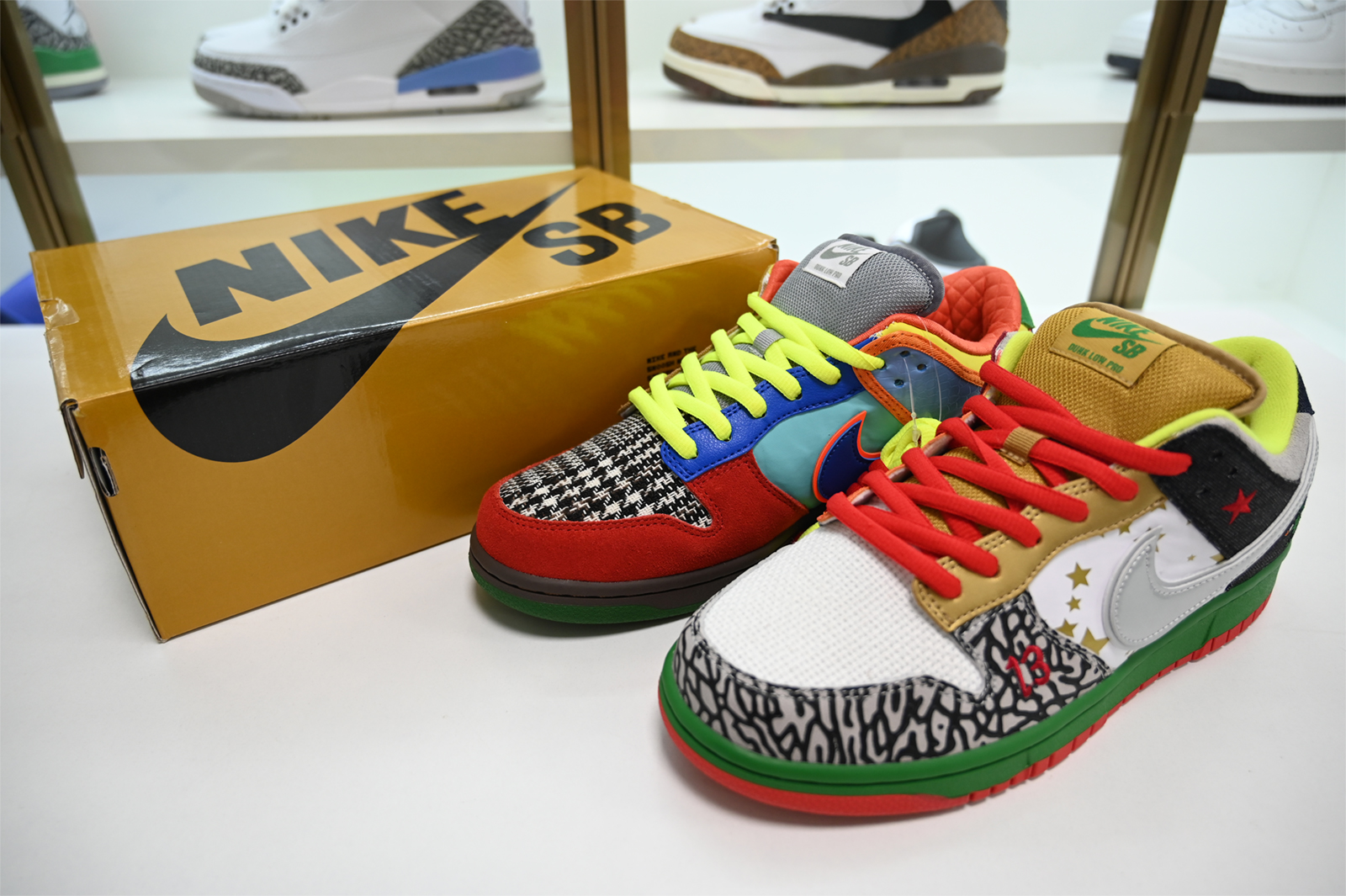Nike SB Dunk Low What the Dunk - 318403-141