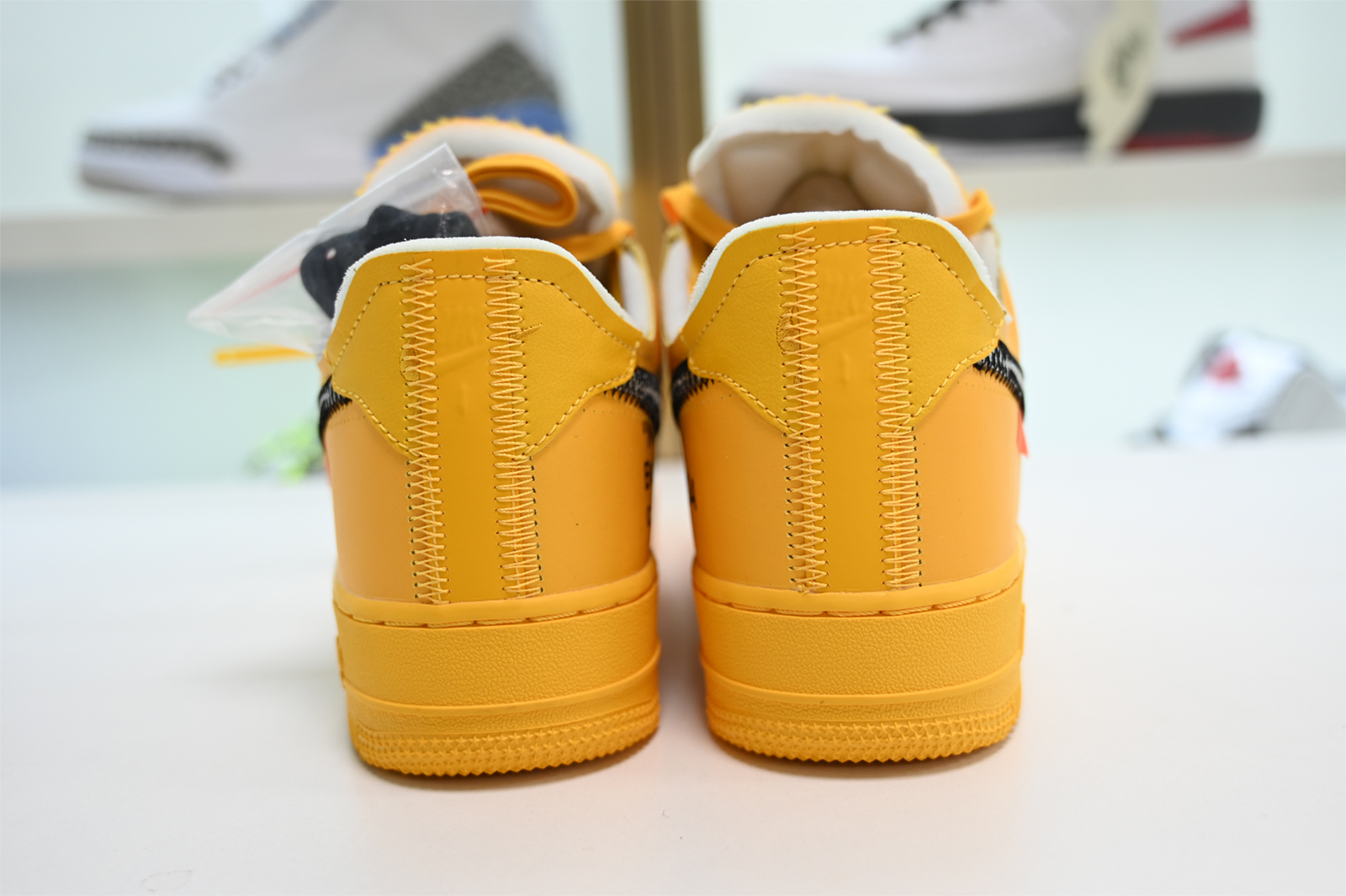 Off-White  x Nike Air Force 1 “University Gold” DD1876-700