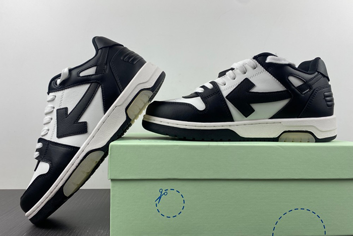 OFF-WHITE Out Of Office BLACK WHITE