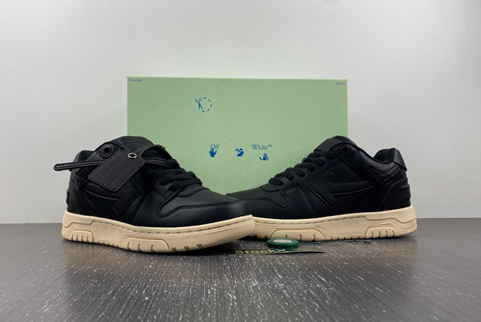 OFF-WHITE Out Of Office RUBBER BLACK